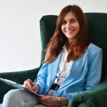 Maja Matković sjedi